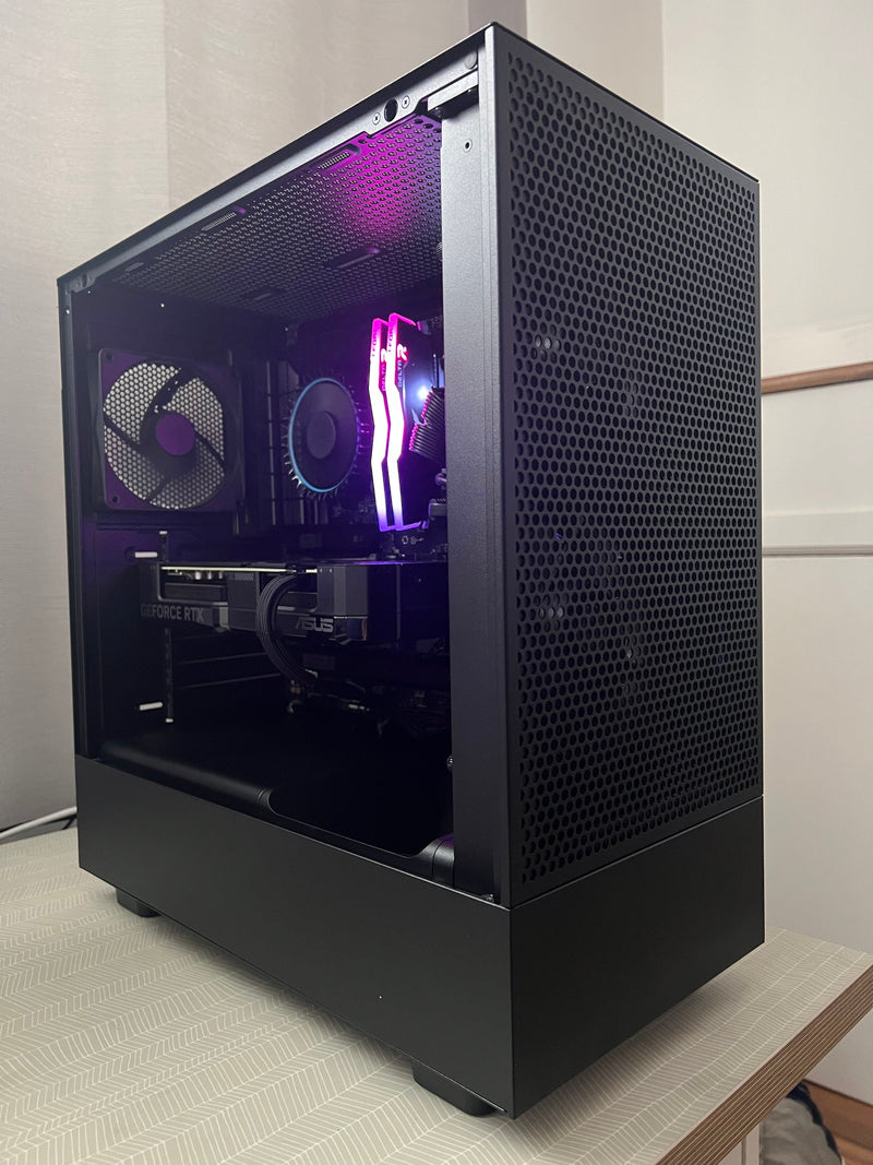 Gaming Zone Level 2 - Gaming Computer (Intel® Core™ i5-14600K Processor, NVIDIA GeForce RTX™ 5070)