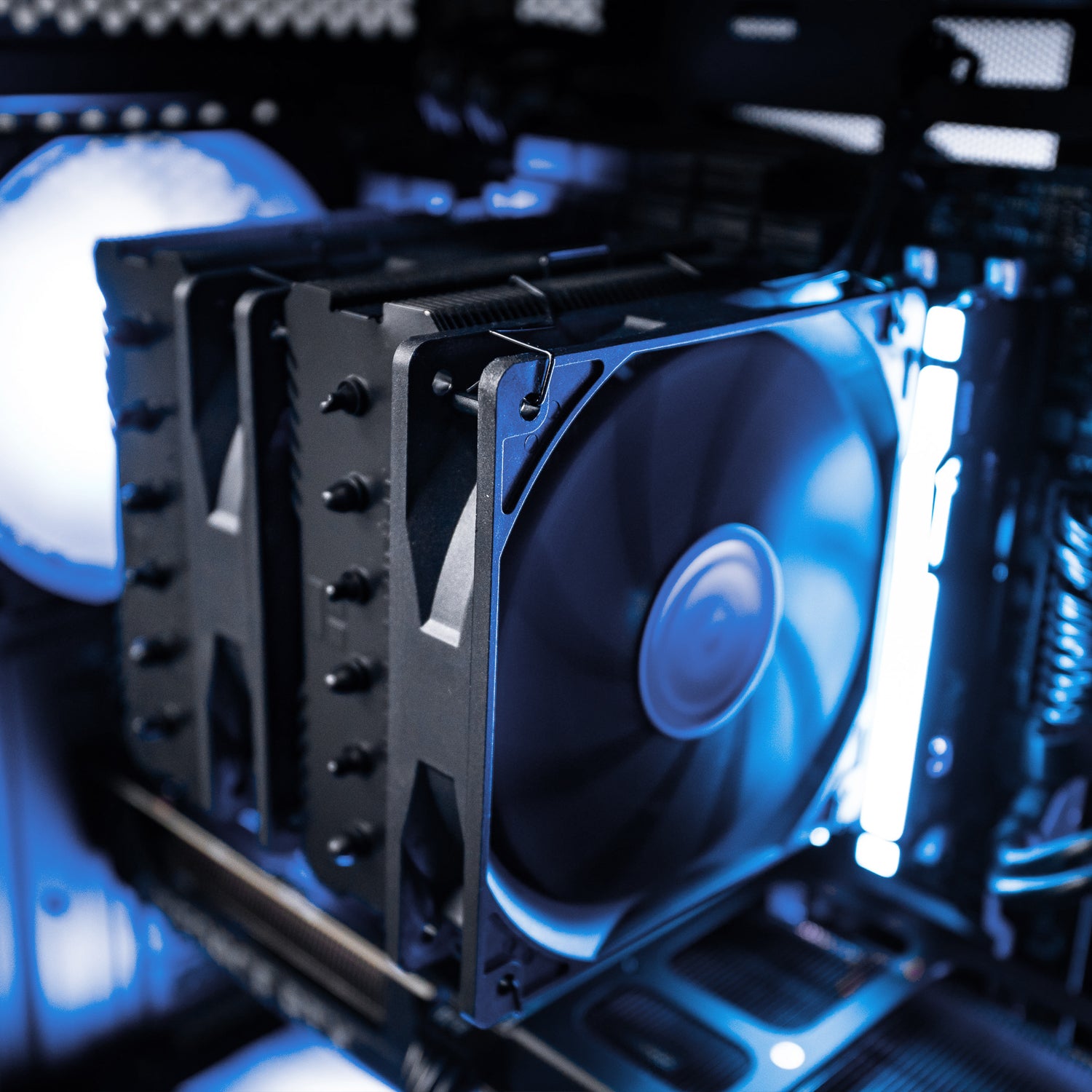 Gaming Zone Level 1 Gaming Computer [Intel® Core™ i5-14600K Processor || NVIDIA GeForce RTX™ 5060 Ti 16GB]